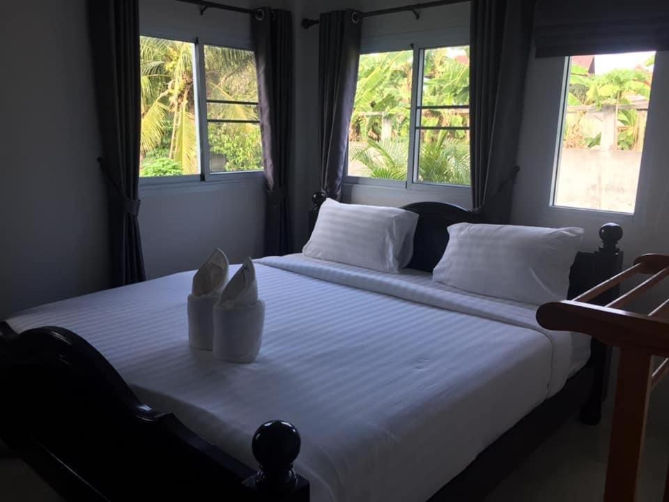 Mew House Suanmali Lamai *